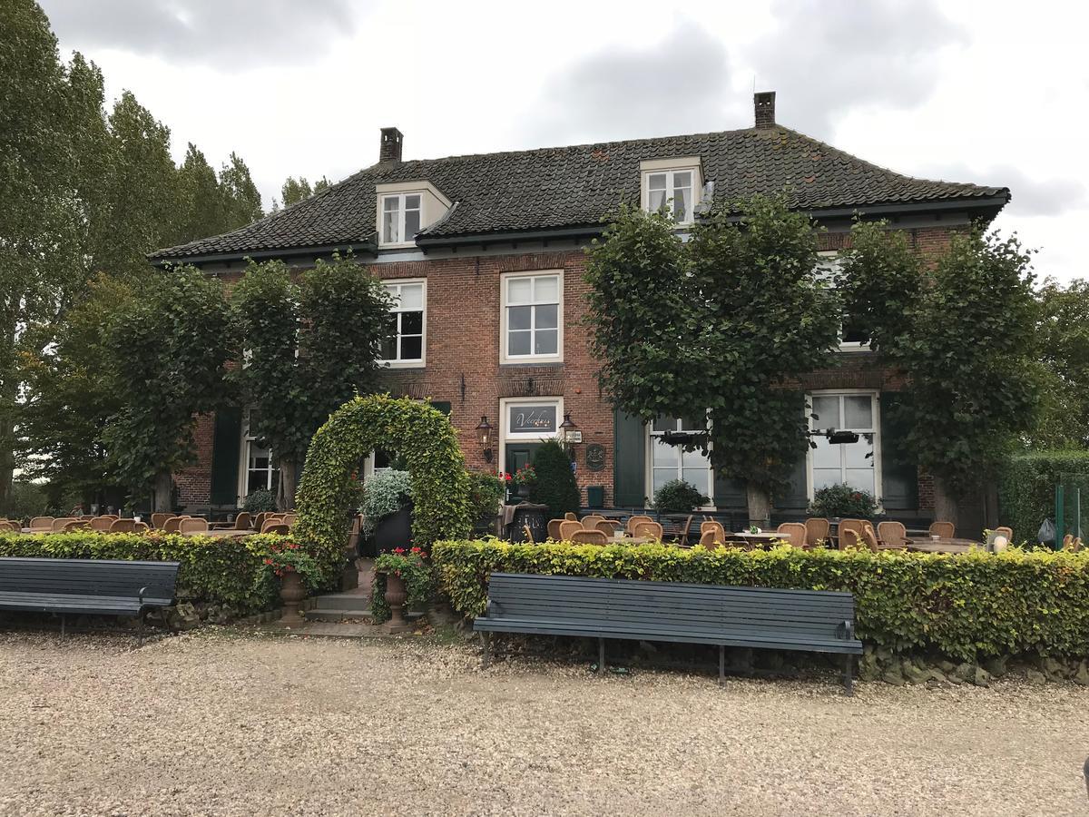 Veerhuis Opheusden Hotel ภายนอก รูปภาพ