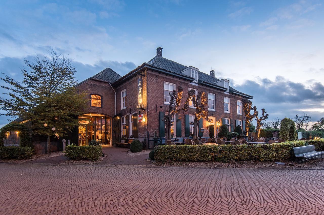 Veerhuis Opheusden Hotel ภายนอก รูปภาพ